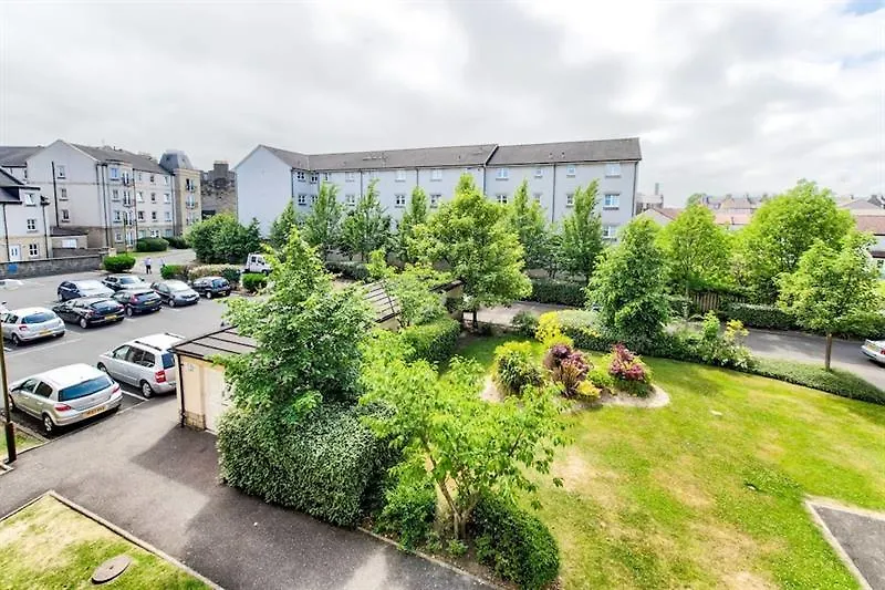 Contacten van Chic Modern Apartment In Leith